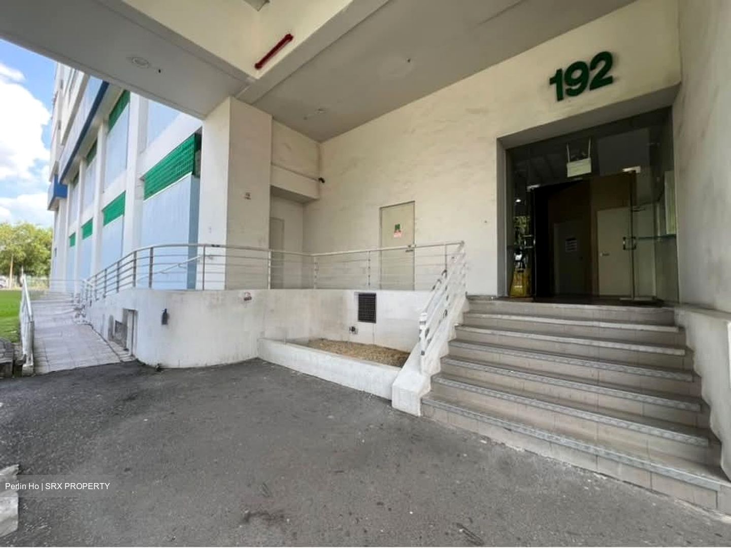 Pantech Business Hub (D5), Factory #576764311